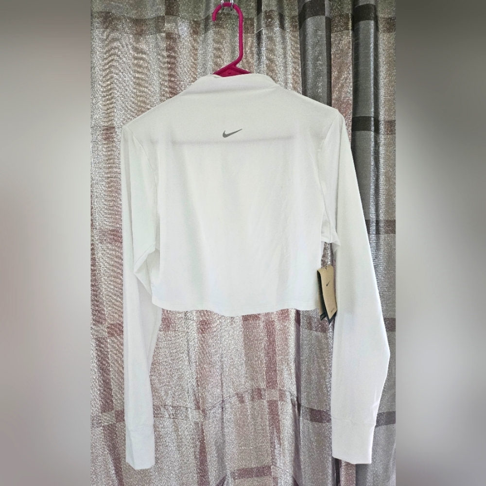 Nike One DRI-FIT Lux Long Sleeve Training Cropped Top, Tight Fit, White, Size XL